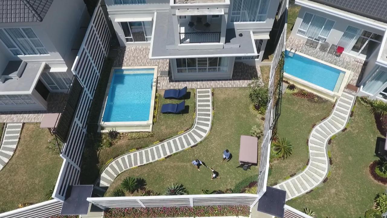 Nirvana Villas Puncak Dış mekan fotoğraf